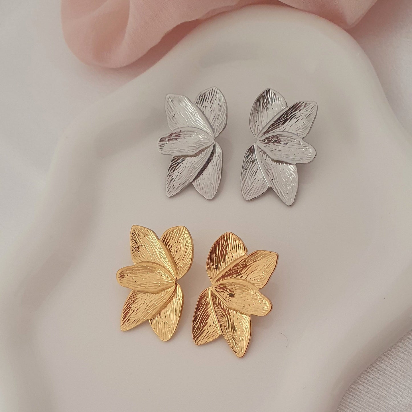 Orecchini Petali oro