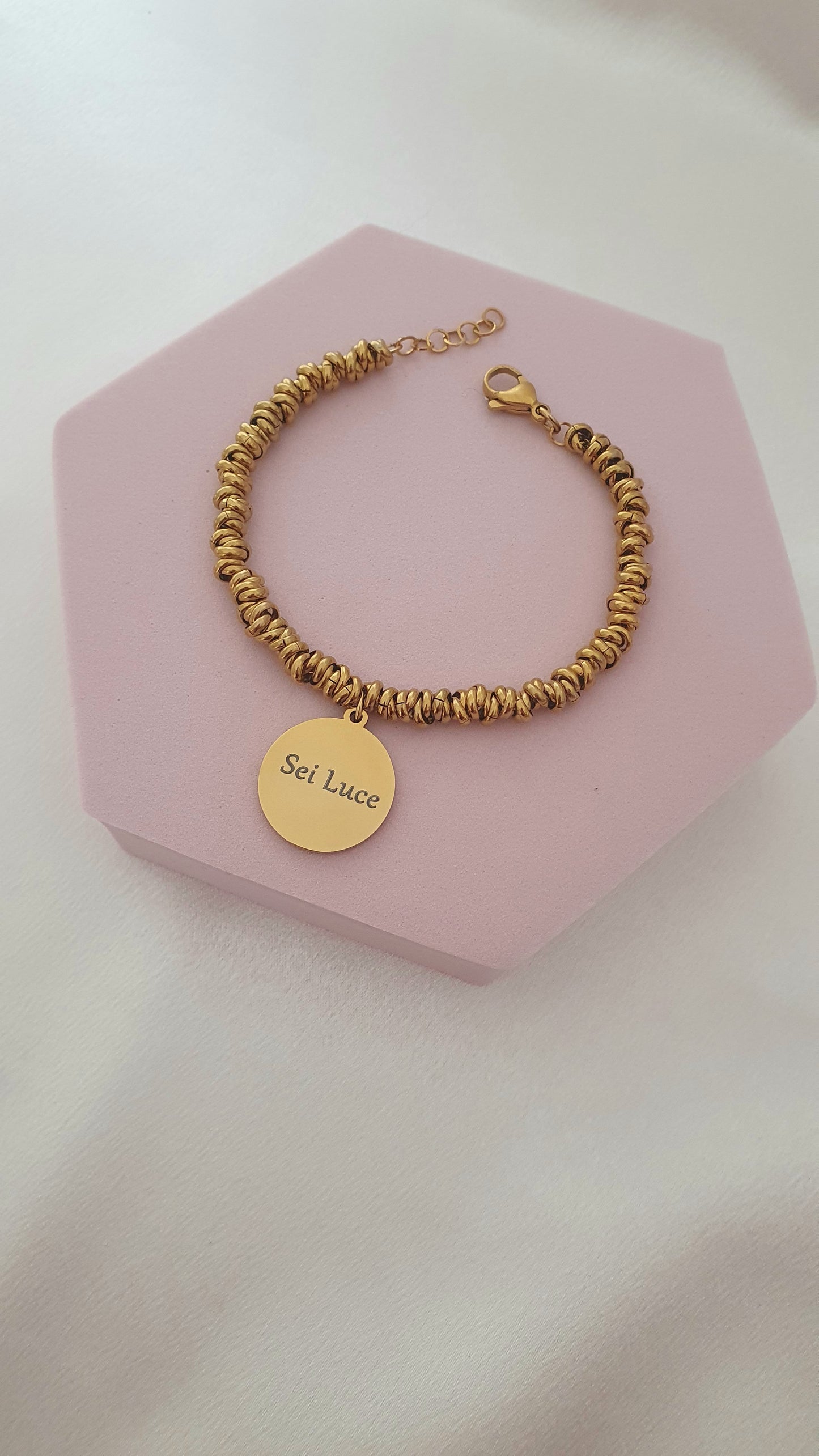 Bracciale nodini medaglia oro