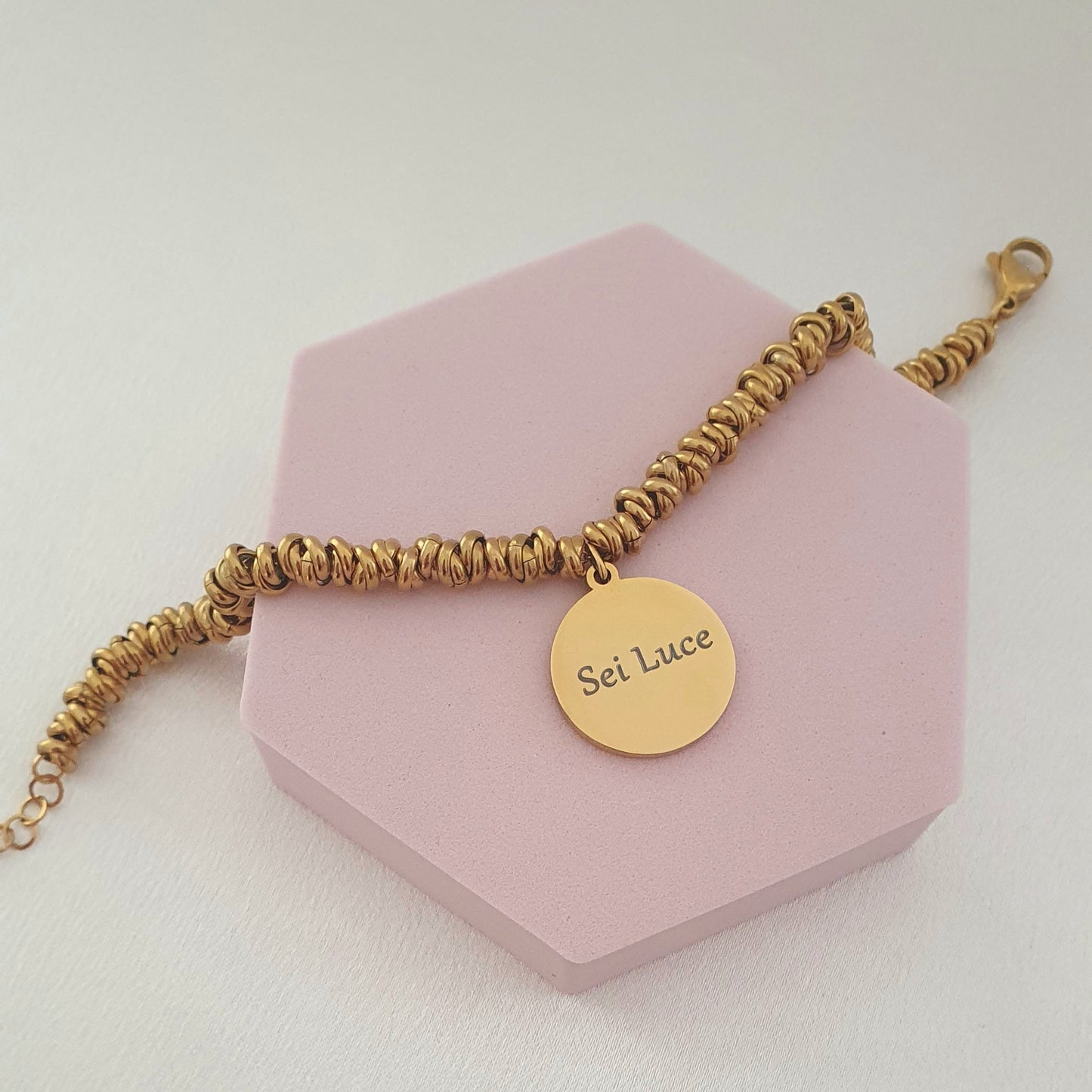 Bracciale nodini medaglia oro