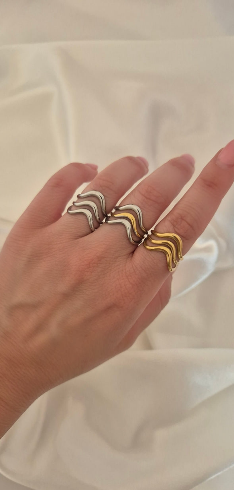 Anello Onde dorato