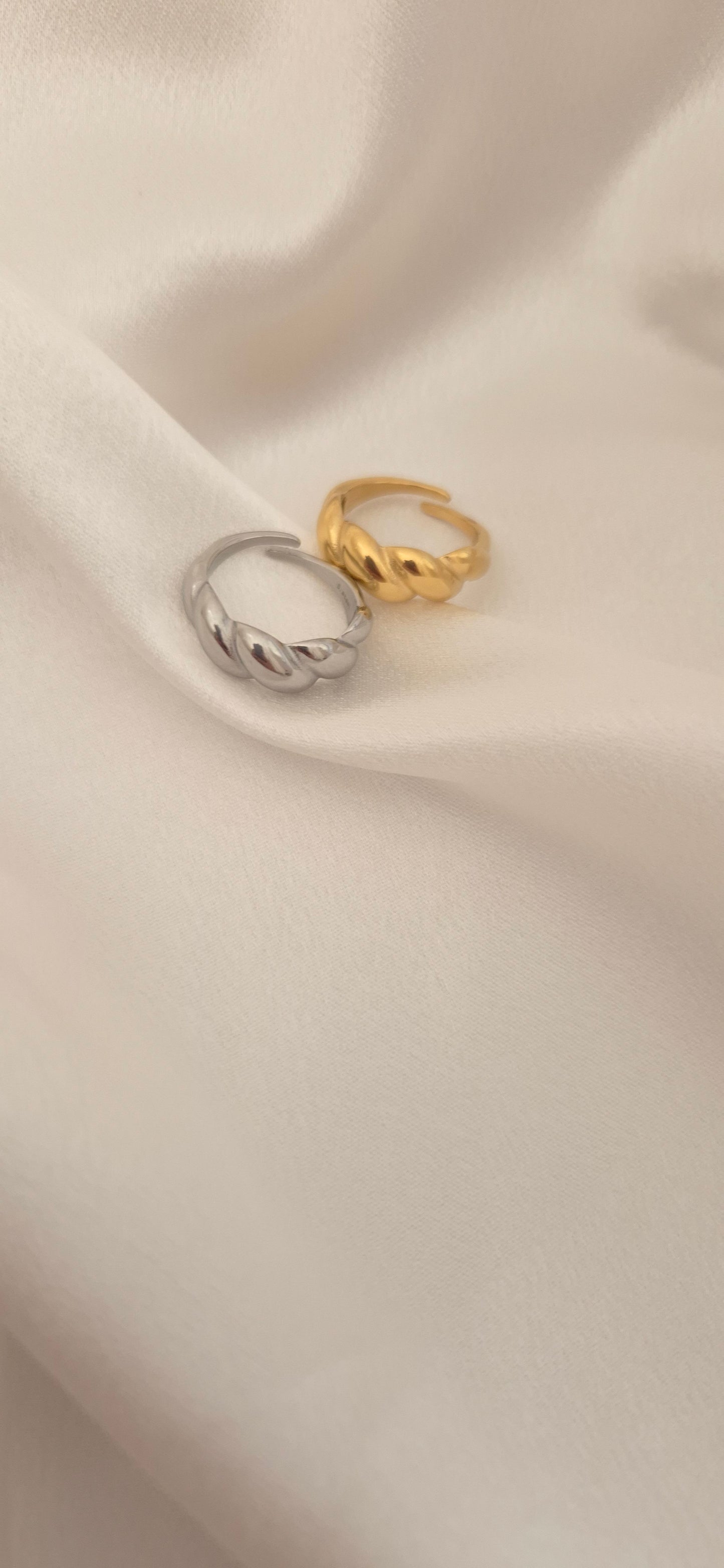 Anello Croissant dorato