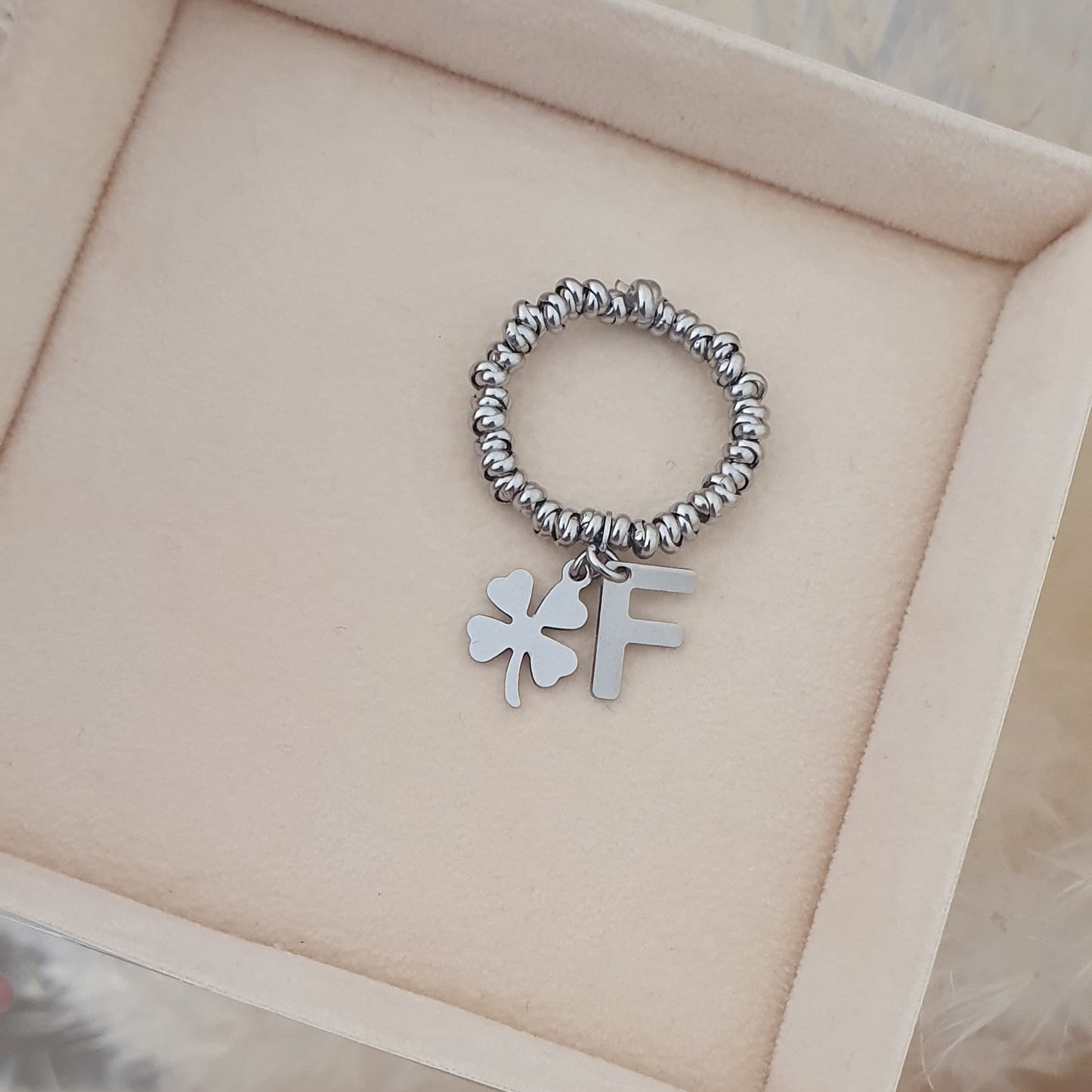 Anello Nodini iniziale e quadrifoglio