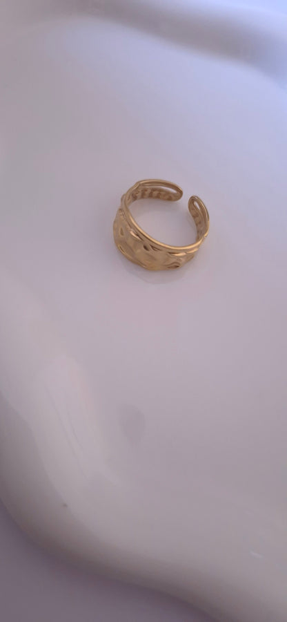 Anello Martellato