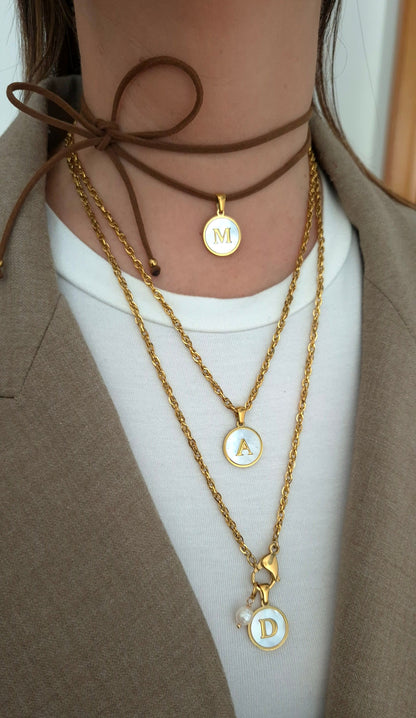 Collana Charms iniziale perla