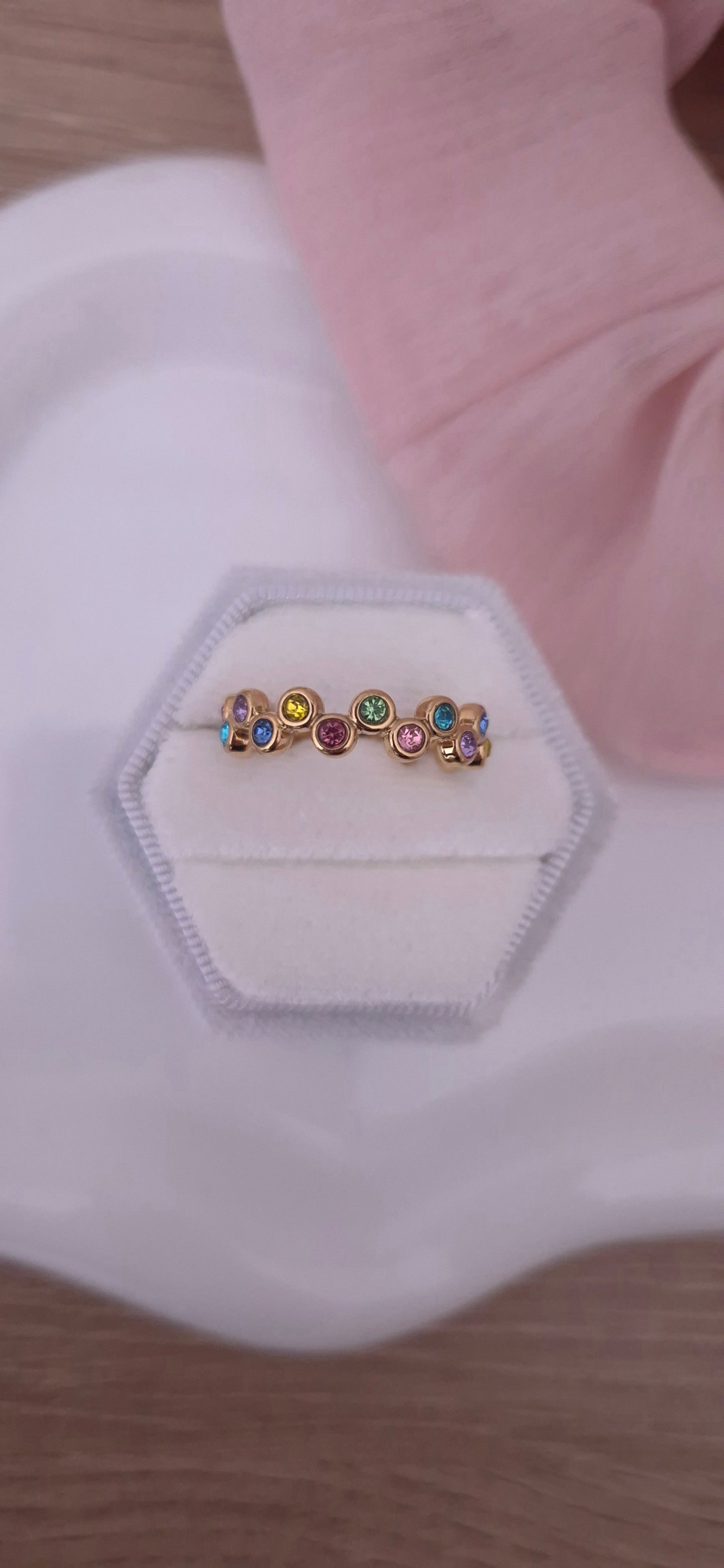 Anello arcobaleno